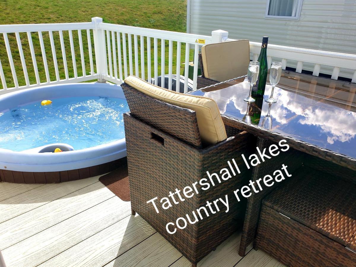 Tattersall Lakes Country Retreat Villa Dogdyke Bagian luar foto